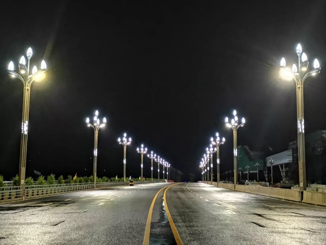 攀枝花火车南站站前公路项目